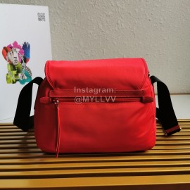 Prada Fashion Imported Nylon Multi Compartment Leisure Shoulder Bag Red 1bd225