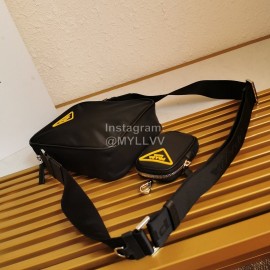 Prada Fashion Black With Small Bag Pendant Multi Compartment Shoulder Bag 2vh112