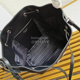 Prada Black Nylon Drawstring Bucket Bag For Women 1be055