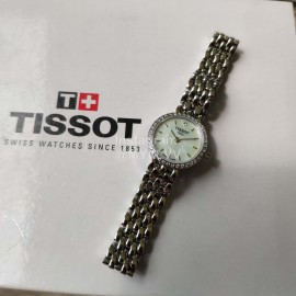 Tissot Sapphire Glass 19.5mm Dial Watch For Women Silver