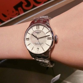 Tissot Sapphire Glass 32mm Dial Steel Strap Watch For Women 