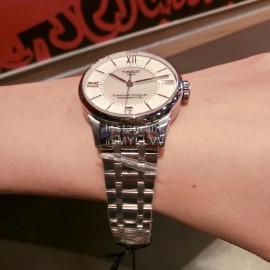 Tissot Sapphire Glass 32mm Dial Steel Strap Watch For Women 