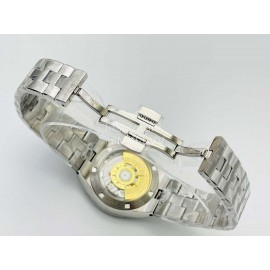 Vacheron Constantin Tws Factory Overseas Diamond Watch Silver