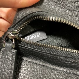 Valentino Small Horizontal Elk Grain Cow Leather Shopping Bag Black 0037a