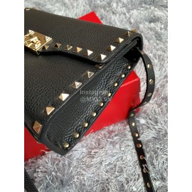 Valentino Fashion Leather Flip Messenger Bag Black 0181