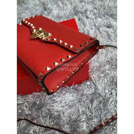 Valentino Fashion Leather Flip Messenger Bag Red 0181