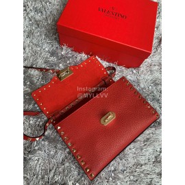 Valentino Fashion Leather Flip Messenger Bag Red 0181
