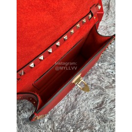 Valentino Fashion Leather Flip Messenger Bag Red 0181