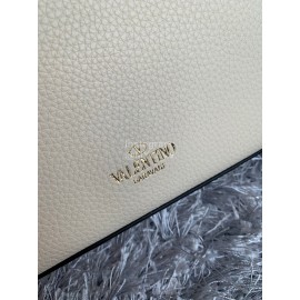 Valentino Fashion Leather Flip Messenger Bag White 0181