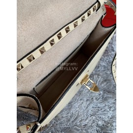 Valentino Fashion Leather Flip Messenger Bag White 0181