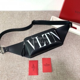 Valentino Fashion Leather Waist Bag Chest Bag White 0046