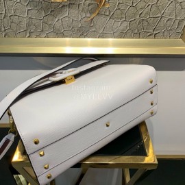 Valentino Fashion Leather Buckle Cowhide Commuter Bag White 0082
