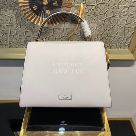 Valentino Fashion Leather Buckle Cowhide Commuter Bag White 0082