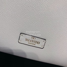 Valentino Fashion Leather Buckle Cowhide Commuter Bag White 0082