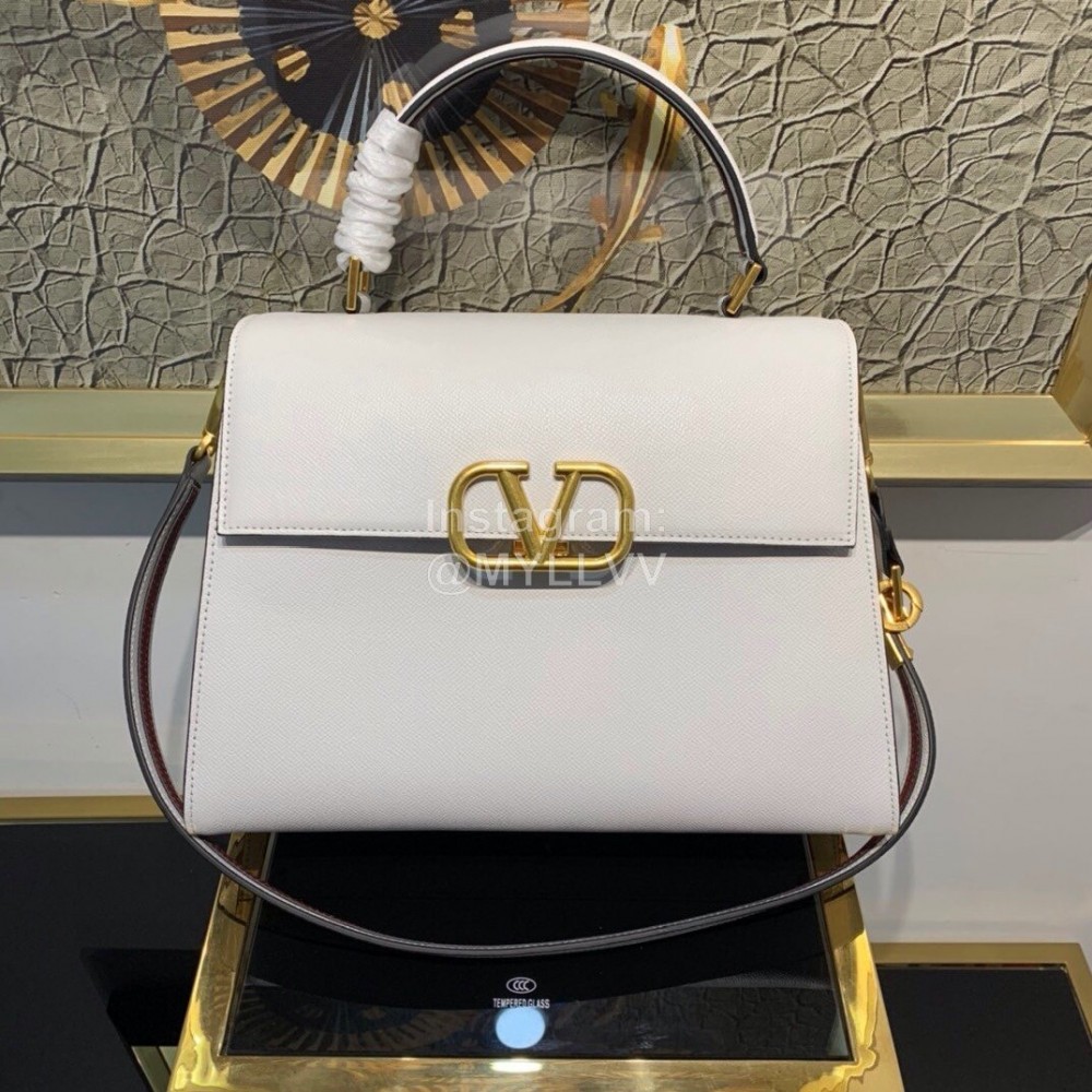 Valentino Fashion Leather Buckle Commuter Bag White 0082