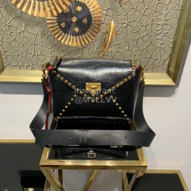 Valentino Fashionable Autumn Winter Leather Bag Black 0056