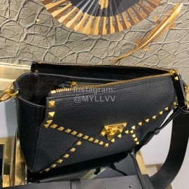 Valentino Fashionable Autumn Winter Leather Bag 0056