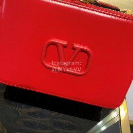 Valentino Large Cowhide Square Messenger Bag Red 0095l