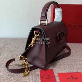 Valentino Small Leather Buckle Cowhide Vintage Handbag Messenger Bag Wine Red 0082s