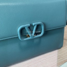 Valentino Large Leather Buckle Cowhide Vintage Handbag Messenger Bag Blue 0082l