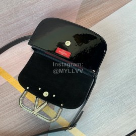 Valentino Large White Steel Buckle Patent Leather Messenger Bag 0109l