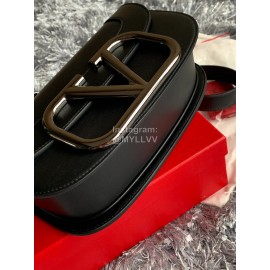 Valentino Large Plain Black Messenger Bag 0109l
