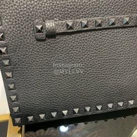 Valentino Large Black Leather Handbag For Women 0399a