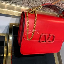 Valentino Large V-Button Retro Shoulder Bag Red 0074l