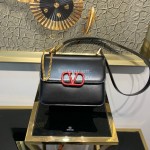 Valentino Large V-Button Retro Shoulder Bag Black 0074l