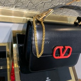 Valentino Large V-Button Retro Shoulder Bag Black 0074l