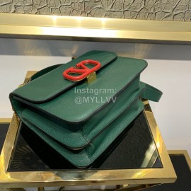 Valentino Large Palmprint V-Button Retro Shoulder Bag Green 0074l