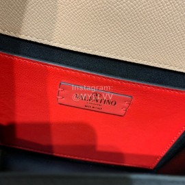 Valentino Large Palmprint Gold V-Button Retro Shoulder Bag Pink 0074l