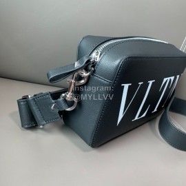 Valentino Fashion Letter Graffiti Messenger Bag For Men 0048