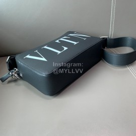 Valentino Fashion Letter Graffiti Messenger Bag For Men 0048