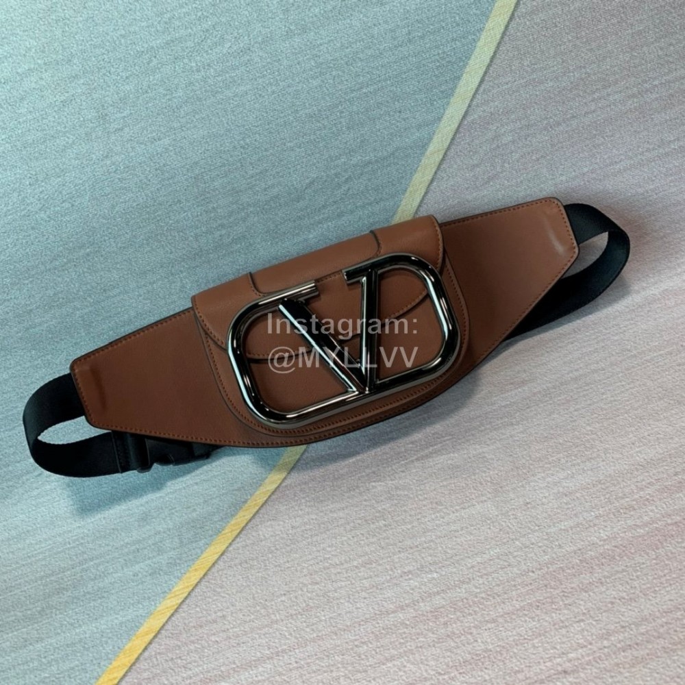 Valentino Cool Leather Waist Bag Brown 0108