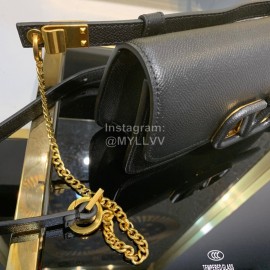 Valentino Fashion Leather Waist Bag Messenger Bag Black 0075