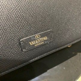 Valentino Fashion Leather Waist Bag Messenger Bag Black 0075