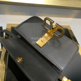 Valentino Fashion Leather Waist Bag Messenger Bag Black 0075