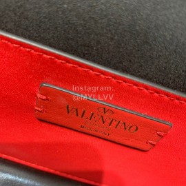 Valentino Fashion Leather Waist Bag Messenger Bag Black 0075