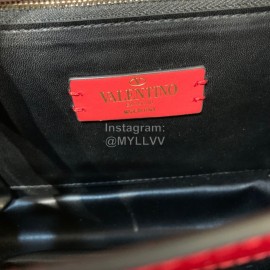 Valentino Fashion Flip Crossbody Bag Red 1043