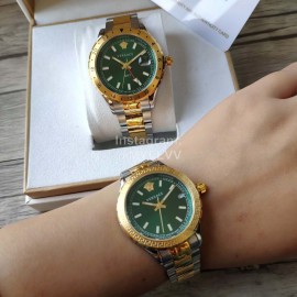 Versace Vcq Series Quartz Watch For Men And Women Green