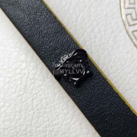 Versace Fashion 30mm Dial Leather Strap Watch For Women Black