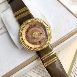 Versace 40mm Dial Sapphire Glass Watch For Men And Women