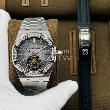 Audemars Piguet New R8 Factory Tapisserie Evolutive 41mm Diameter Watch Gray