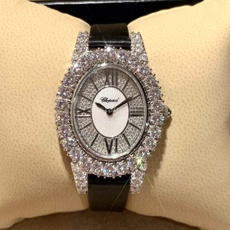 Chopard L'Heure Du Diamant Medium Oval Watch