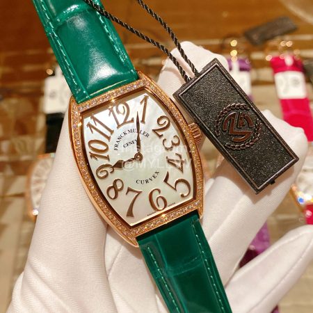 Franck Muller Roman Numeral Dial Leather Strap Quartz Watch Green