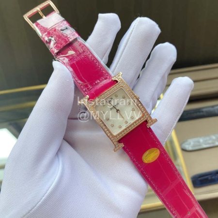 Hermes Classic Square Dial Leather Strap Diamond Watch Rose Red