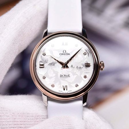 Omega Butterfly 32.7mm Dial Satin White Leather Strap Watch